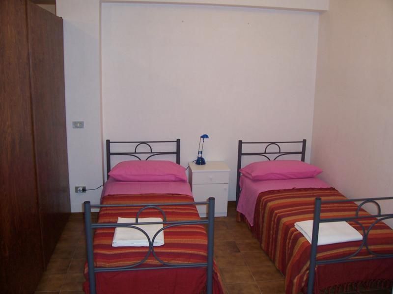photo 21 Location entre particuliers Scoglitti appartement Sicile Raguse (province de) chambre 3