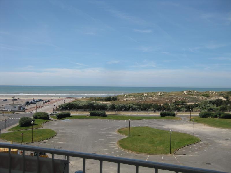 photo 0 Location entre particuliers Le Touquet studio Nord-Pas de Calais Pas de Calais Vue du balcon