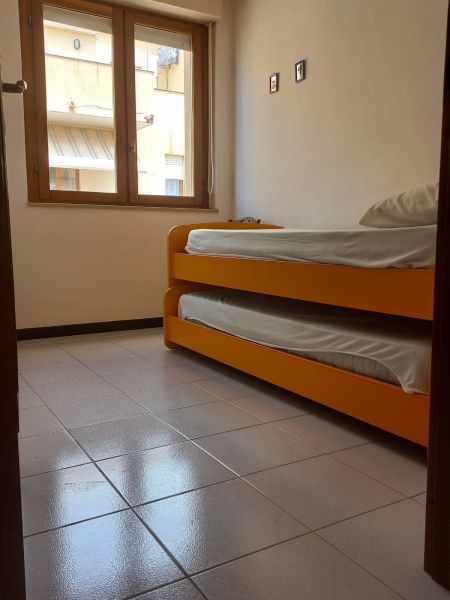 photo 4 Location entre particuliers Alghero appartement Sardaigne Sassari (province de) chambre 2