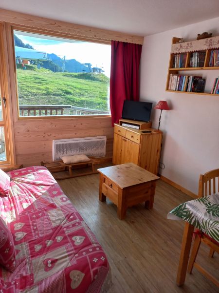 photo 1 Location entre particuliers La Plagne studio Rhne-Alpes Savoie Vue du balcon