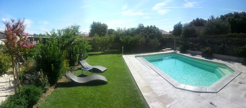 photo 2 Location entre particuliers Isle sur la Sorgue gite Provence-Alpes-Cte d'Azur Vaucluse Piscine