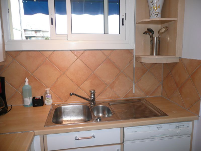 photo 10 Location entre particuliers Antibes appartement Provence-Alpes-Cte d'Azur Alpes-Maritimes Cuisine indpendante