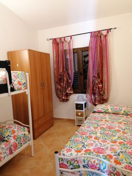 photo 15 Location entre particuliers Costa Rei appartement Sardaigne Cagliari (province de) chambre 2