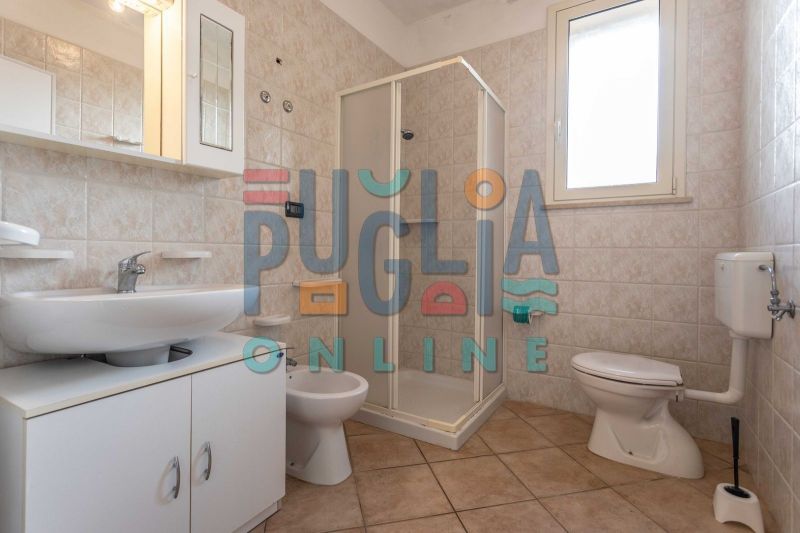 photo 16 Location entre particuliers Torre Vado appartement Pouilles Lecce (province de) salle de bain
