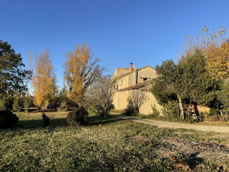 photo 3 Location entre particuliers Isle sur la Sorgue maison Provence-Alpes-Cte d'Azur  Jardin