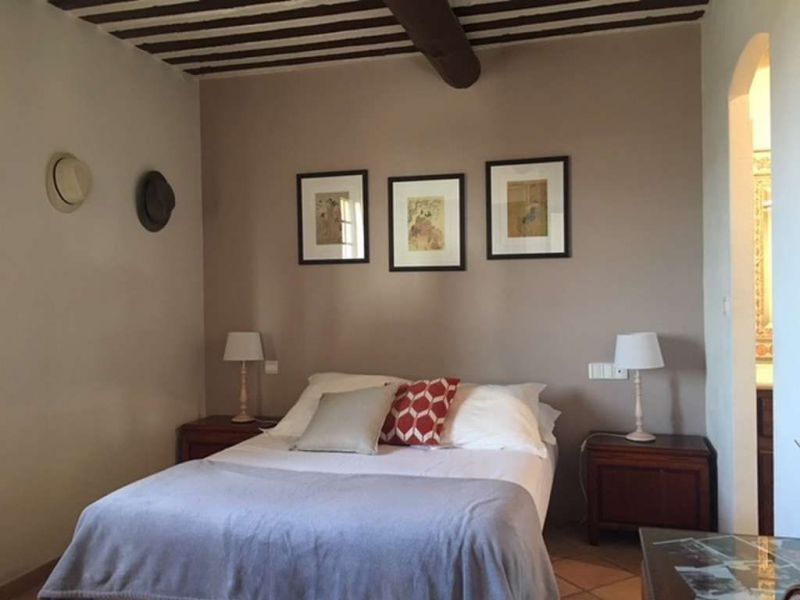 photo 1 Location entre particuliers Gordes maison Provence-Alpes-Cte d'Azur Vaucluse chambre 2