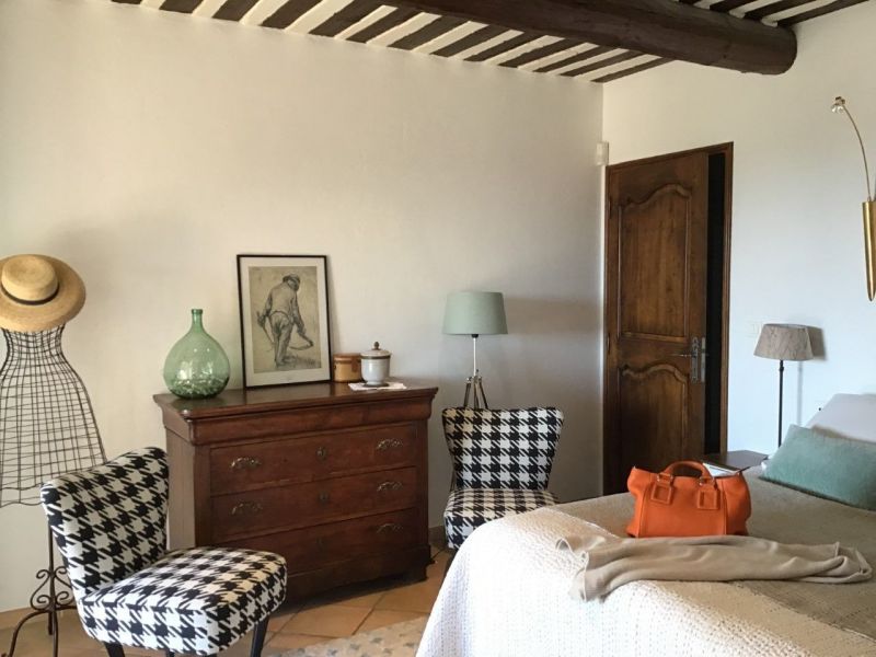 photo 17 Location entre particuliers Gordes maison Provence-Alpes-Cte d'Azur Vaucluse chambre 1