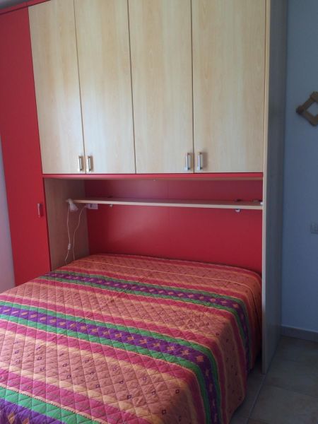 photo 6 Location entre particuliers Badesi appartement Sardaigne  chambre