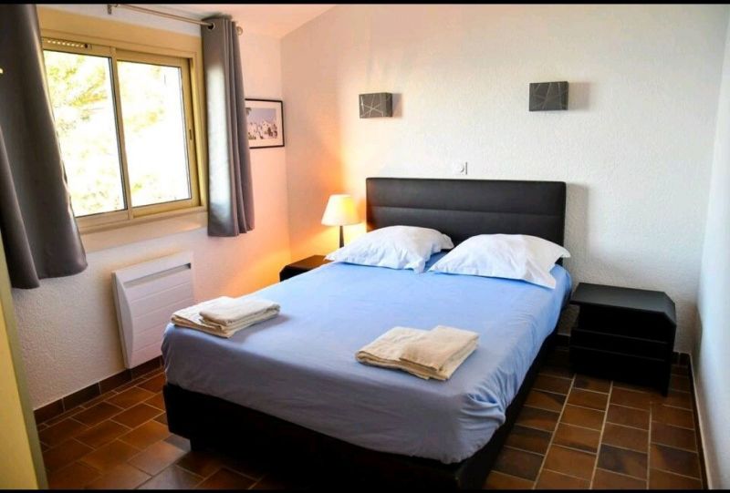 photo 27 Location entre particuliers Le Lavandou villa   chambre 4