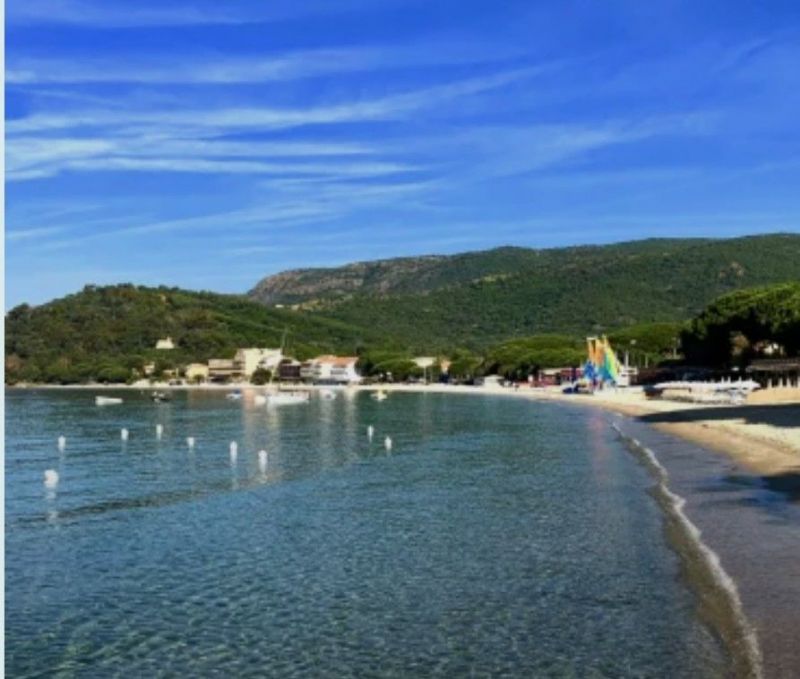 photo 20 Location entre particuliers Le Lavandou villa   Plage