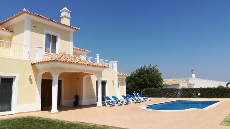 photo 1 Location entre particuliers Quarteira villa Algarve