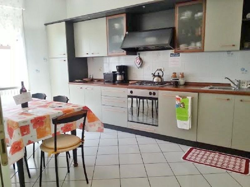 photo 8 Location entre particuliers Toscolano-Maderno appartement Lombardie Brescia (province de) Cuisine indpendante