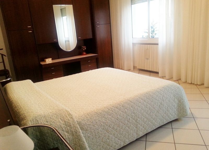 photo 11 Location entre particuliers Toscolano-Maderno appartement Lombardie Brescia (province de) chambre 1