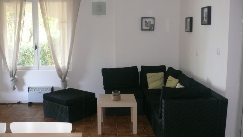 photo 4 Location entre particuliers Hyres appartement Provence-Alpes-Cte d'Azur Var Salon