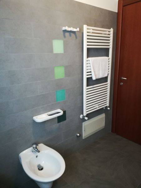photo 9 Location entre particuliers Alba Adriatica appartement   salle de bain