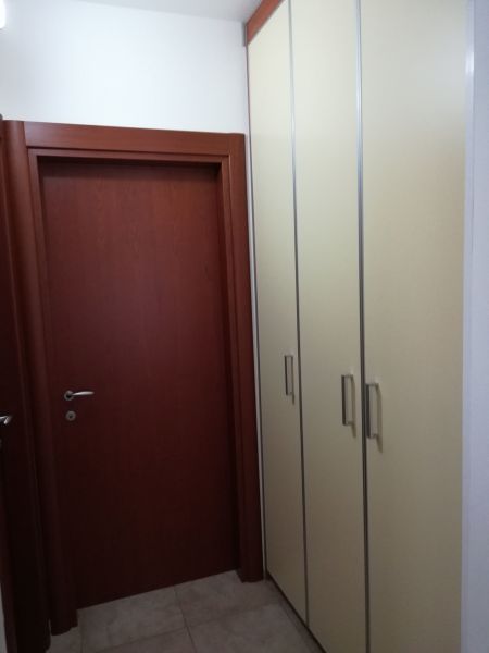 photo 17 Location entre particuliers Alba Adriatica appartement   Couloir