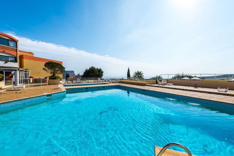 photo 13 Location entre particuliers Cassis appartement Provence-Alpes-Cte d'Azur Bouches du Rhne Piscine