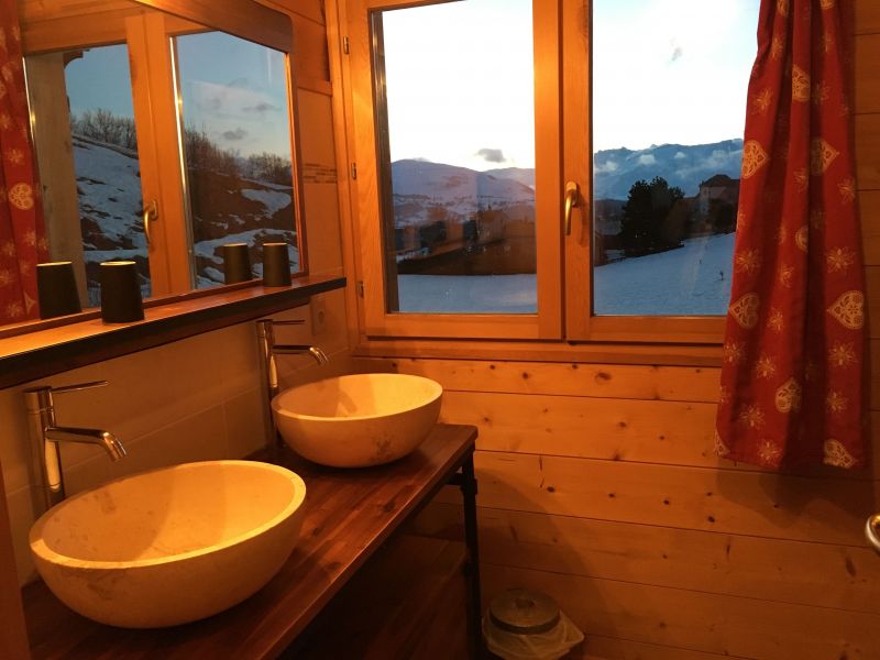 photo 21 Location entre particuliers Ancelle chalet Provence-Alpes-Cte d'Azur Hautes-Alpes salle de bain 2