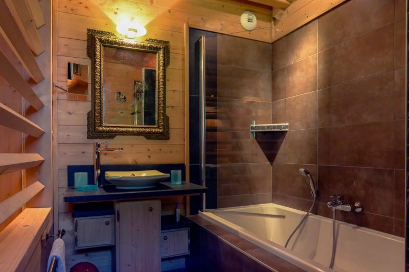 photo 19 Location entre particuliers Samons chalet Rhne-Alpes Haute-Savoie salle de bain