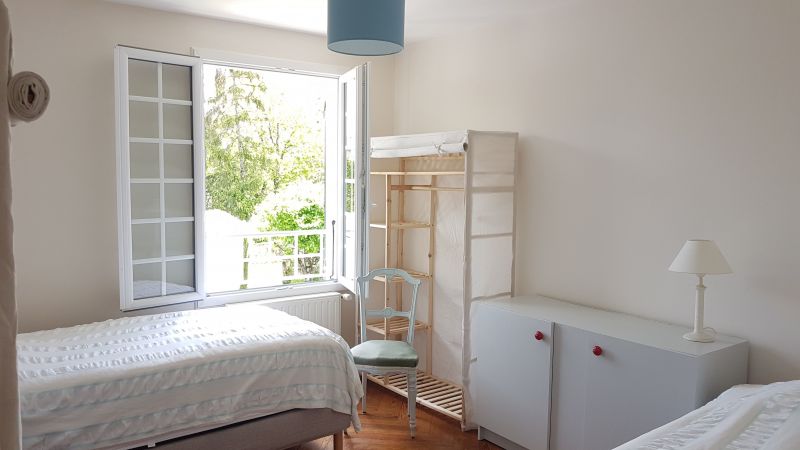 photo 15 Location entre particuliers Surgres villa Poitou-Charentes Charente-Maritime chambre 2