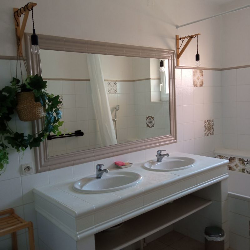 photo 13 Location entre particuliers Bedoin villa Provence-Alpes-Cte d'Azur Vaucluse salle de bain