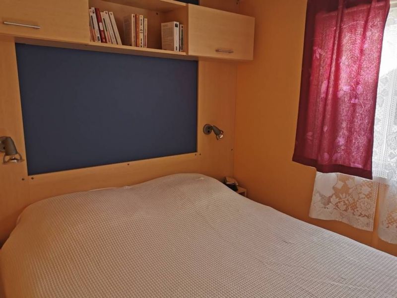 photo 2 Location entre particuliers Hyres mobilhome   chambre 1