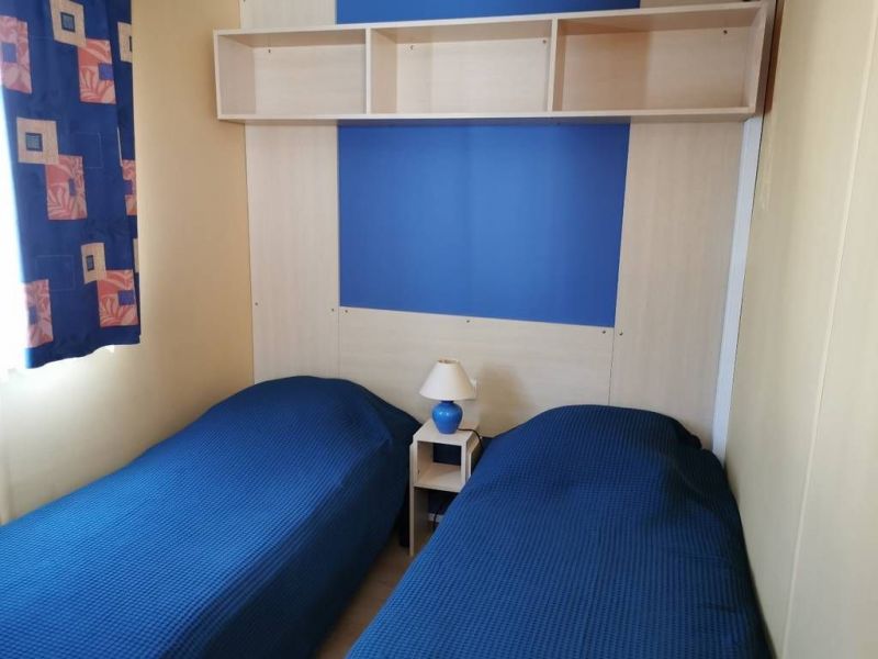 photo 3 Location entre particuliers Hyres mobilhome   chambre 2