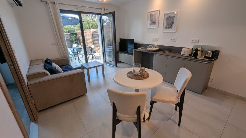 photo 11 Location entre particuliers Roquefort-les-Pins appartement   Sjour