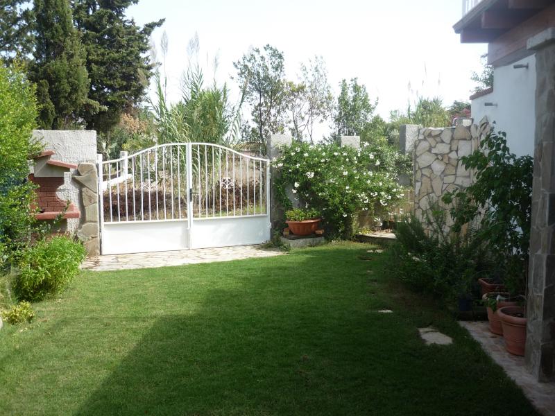 photo 18 Location entre particuliers Costa Rei appartement Sardaigne Cagliari (province de) Jardin
