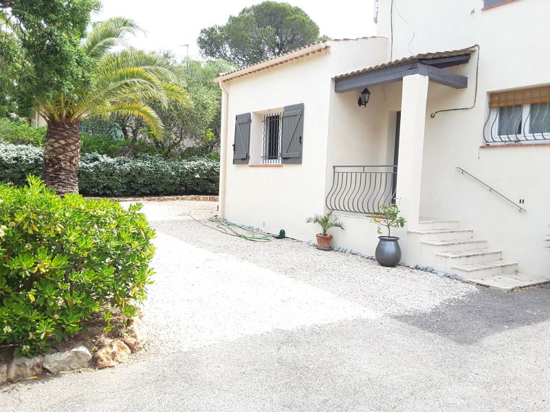 photo 0 Location entre particuliers Saint Raphael villa Provence-Alpes-Cte d'Azur Var