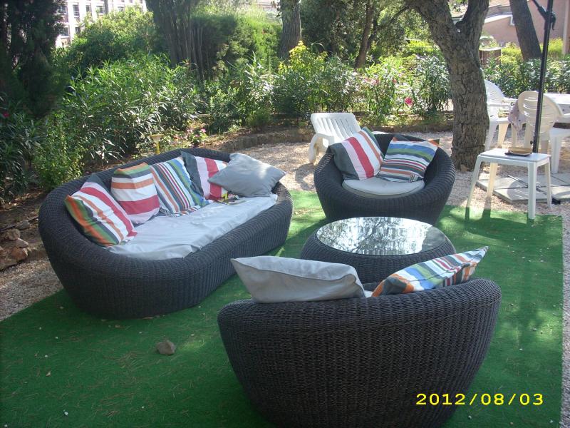 photo 1 Location entre particuliers Saint Raphael villa Provence-Alpes-Cte d'Azur Var Jardin