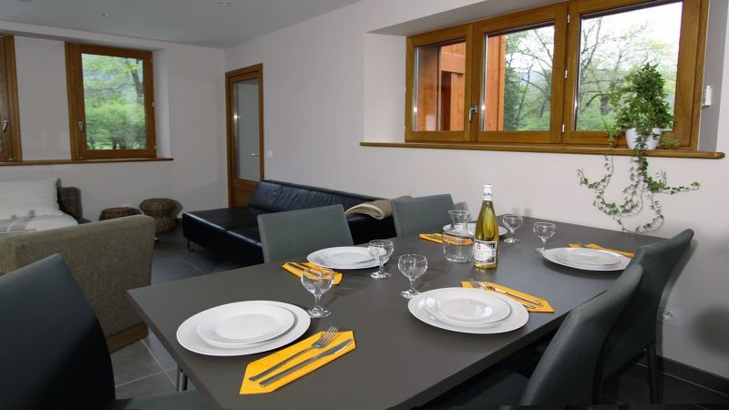 photo 1 Location entre particuliers Annecy appartement Rhne-Alpes Haute-Savoie Salle  manger