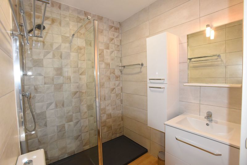 photo 5 Location entre particuliers Empuriabrava maison Catalogne Grone (province de) salle de bain