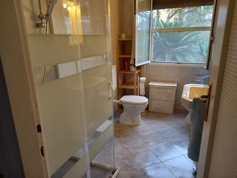 photo 3 Location entre particuliers Sanremo appartement Ligurie Imperia (province d') salle de bain