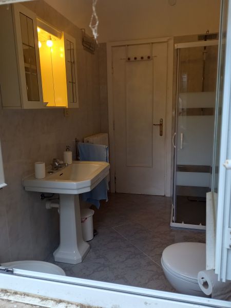 photo 12 Location entre particuliers Sanremo appartement Ligurie Imperia (province d') salle de bain