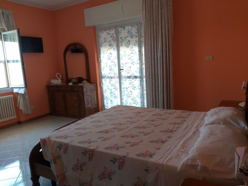 photo 3 Location entre particuliers Sanremo appartement Ligurie Imperia (province d') chambre 1