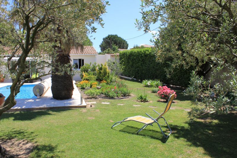 photo 8 Location entre particuliers Avignon villa Provence-Alpes-Cte d'Azur Vaucluse Jardin