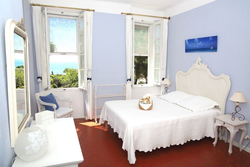 photo 6 Location entre particuliers La Ciotat maison Provence-Alpes-Cte d'Azur Bouches du Rhne chambre 1