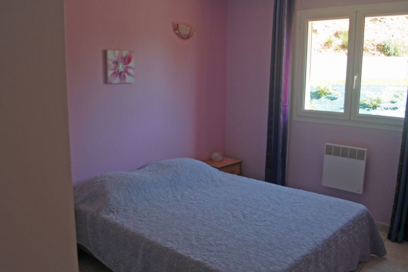 photo 3 Location entre particuliers Aubenas villa Rhne-Alpes Ardche chambre 1