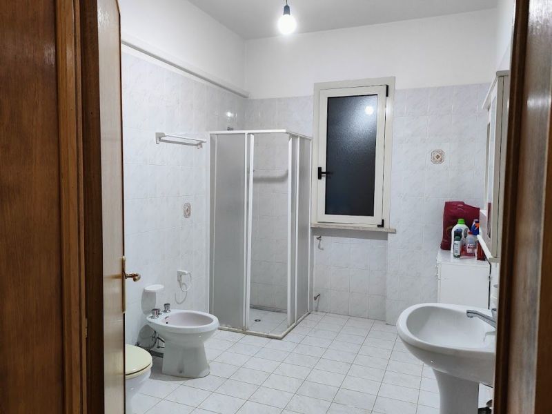 photo 11 Location entre particuliers Ugento - Torre San Giovanni appartement   salle de bain