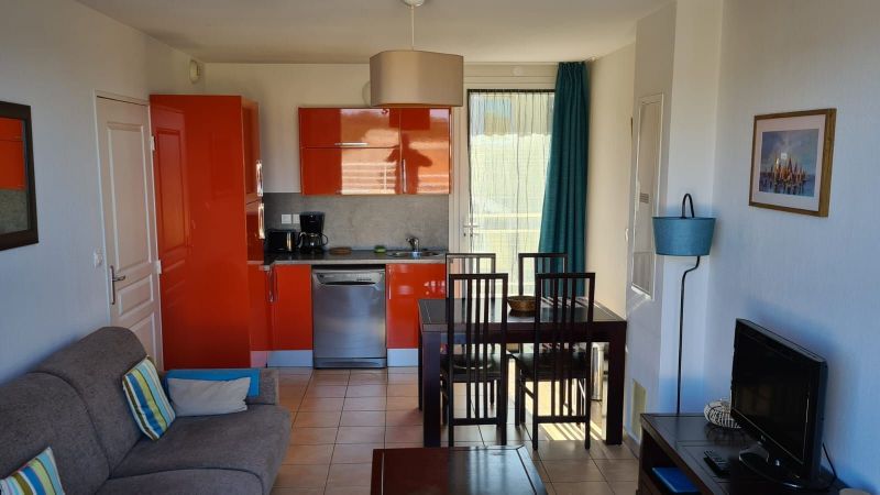 photo 10 Location entre particuliers Six Fours Les Plages appartement Provence-Alpes-Cte d'Azur  Sjour