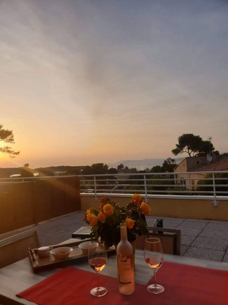 photo 21 Location entre particuliers Six Fours Les Plages appartement Provence-Alpes-Cte d'Azur  Terrasse