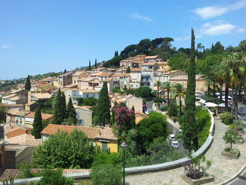 photo 23 Location entre particuliers Le Lavandou appartement Provence-Alpes-Cte d'Azur Var Vue autre