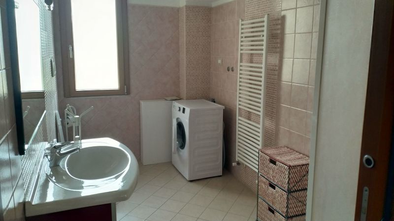 photo 4 Location entre particuliers Muravera appartement Sardaigne Cagliari (province de) salle de bain