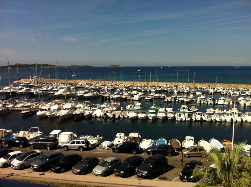 photo 19 Location entre particuliers Six Fours Les Plages appartement Provence-Alpes-Cte d'Azur Var Vue du balcon