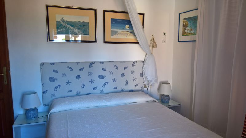 photo 8 Location entre particuliers San Teodoro appartement Sardaigne Olbia Tempio (province de) chambre 1