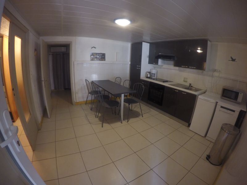 photo 26 Location entre particuliers Cavalaire-sur-Mer appartement Provence-Alpes-Cte d'Azur Var Cuisine indpendante