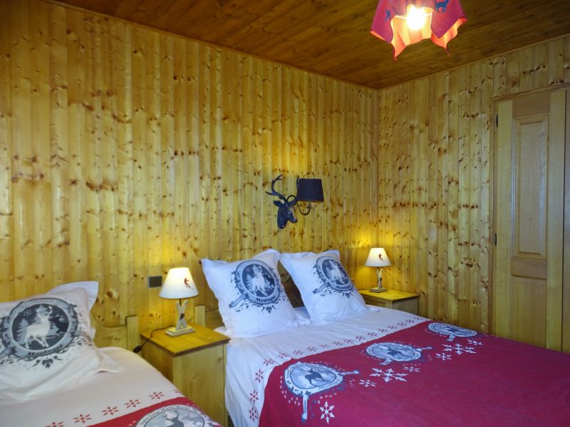 photo 12 Location entre particuliers Les Gets chalet Rhne-Alpes Haute-Savoie chambre 1