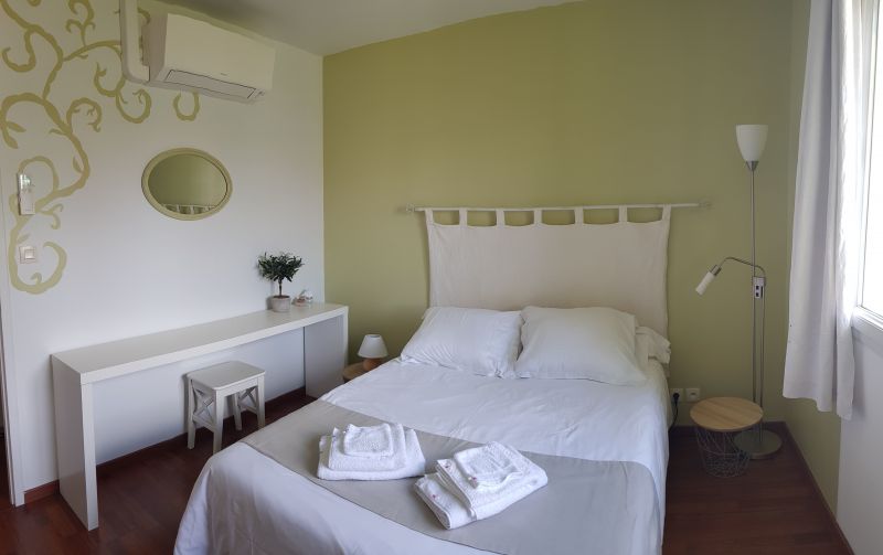 photo 6 Location entre particuliers Ares maison Aquitaine Gironde chambre 1