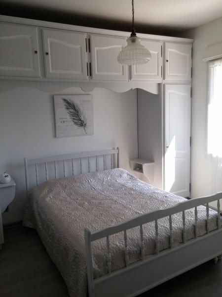 photo 10 Location entre particuliers Frjus appartement Provence-Alpes-Cte d'Azur Var chambre 2